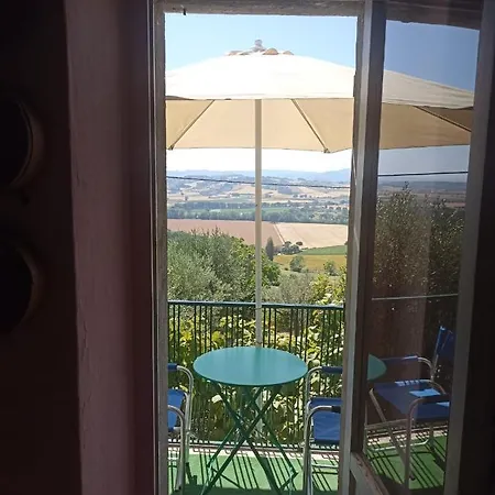 Panoramico Tra E Perugia Ideale Per Un Single O Per Coppia Casa vacanze *